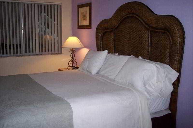 Cheston House - Clothing Optional All Male Guesthouse Fort Lauderdale Exteriör bild