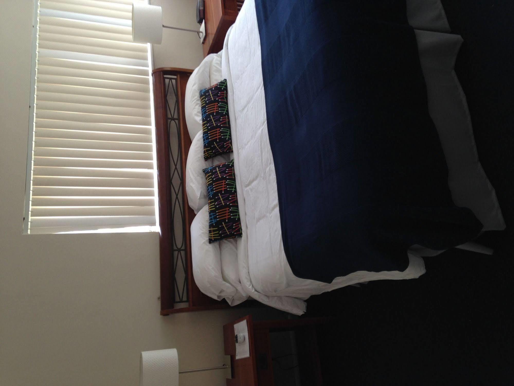 Cheston House - Clothing Optional All Male Guesthouse Fort Lauderdale Exteriör bild